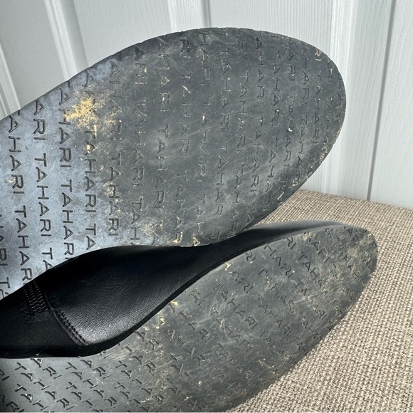 Tahari Black Leather Knee High Boots Size 6.5 - Picture 7 of 13